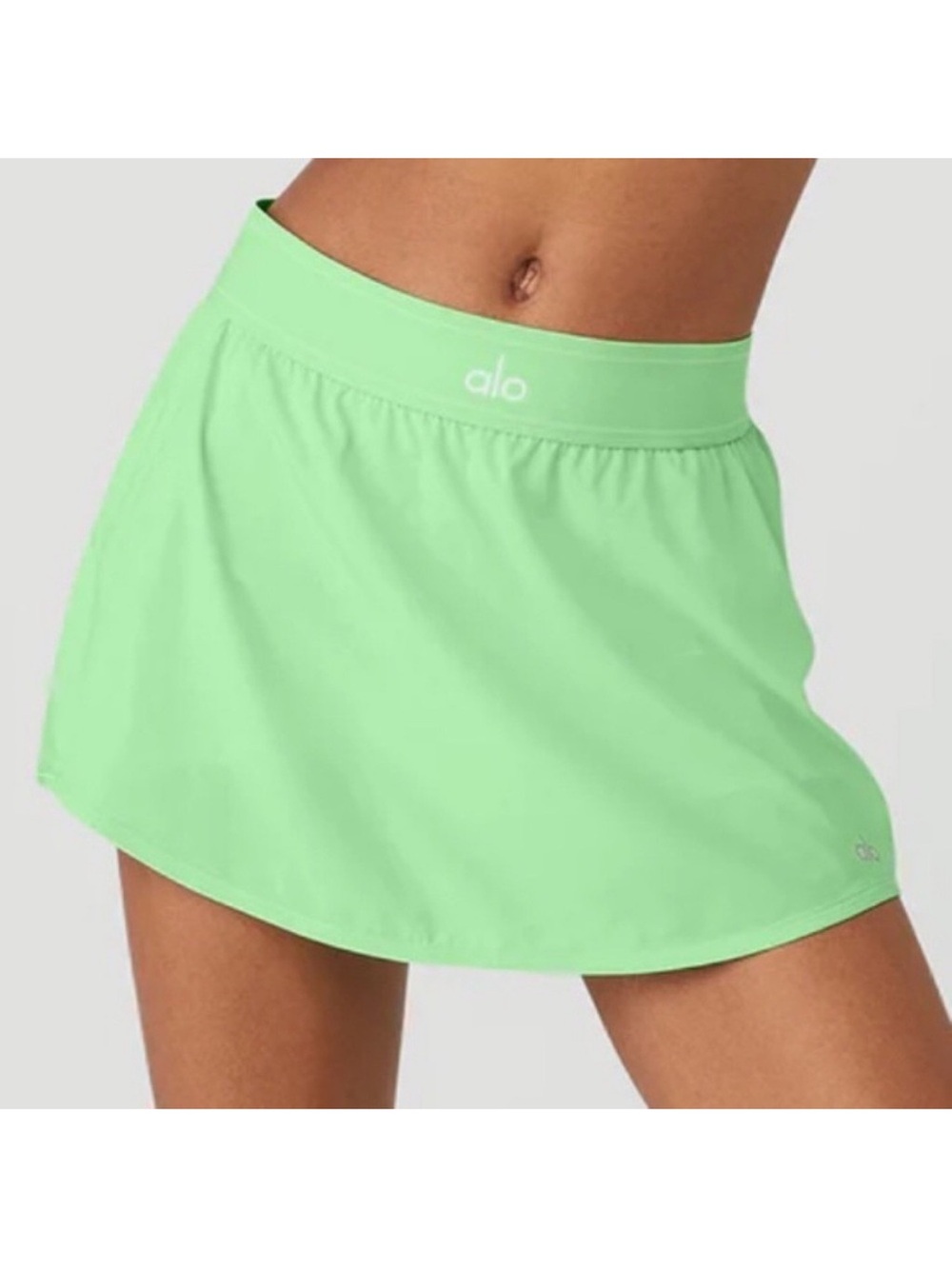 ALO Yoga Women’s ultra Mint Green Match Point Skirt Small